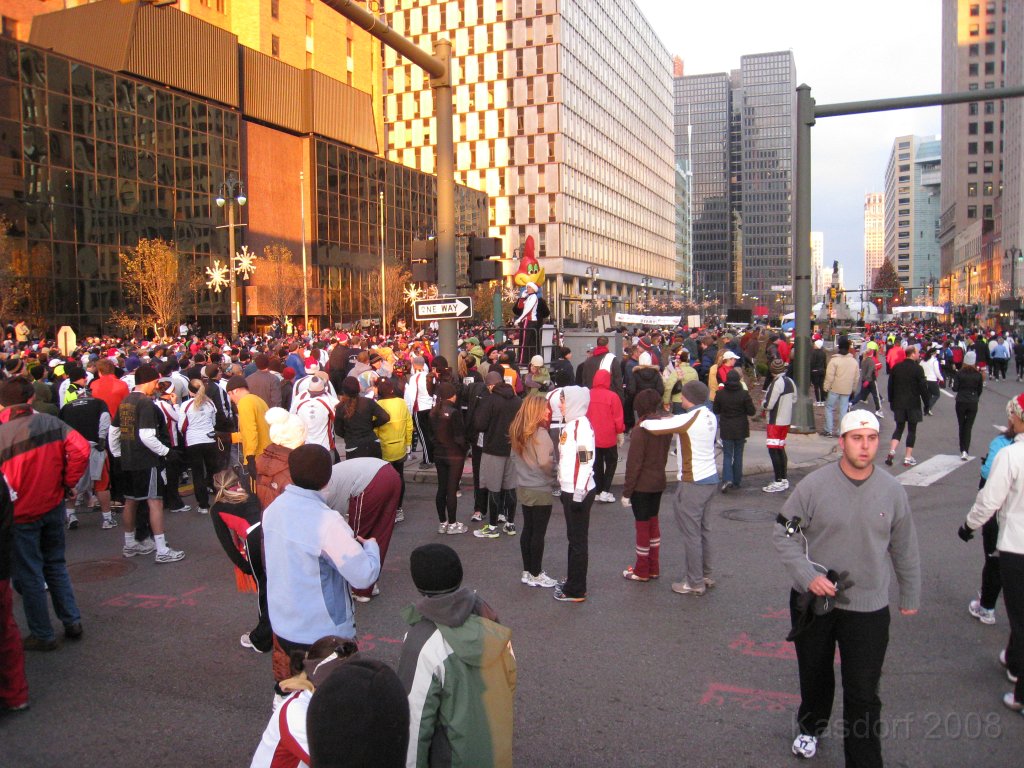 Detroit Turkey Trot 2008 10K 0135.jpg - The Detroit Turkey Trot 10K 2008, the 26th. running. Downtown Detroit Michigan. A balmy 22 degrees that morning. Race time of 58:24 for the 6.23 miles.
